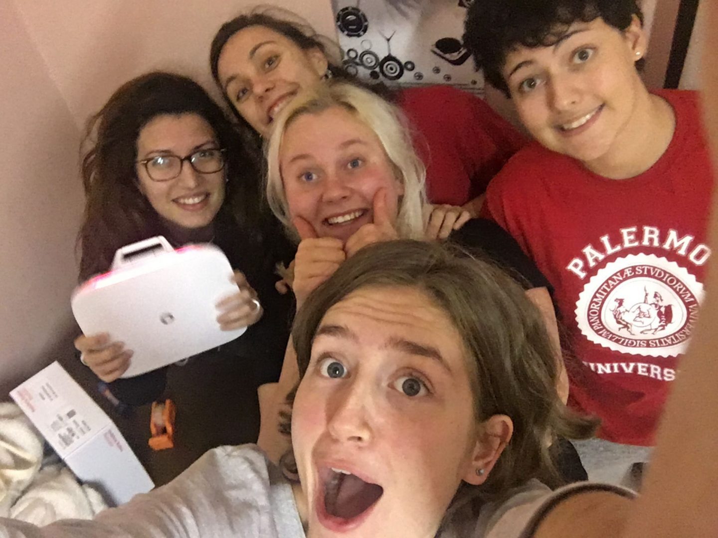 Open that window and breathe in: Judit and the Able Like You III experience