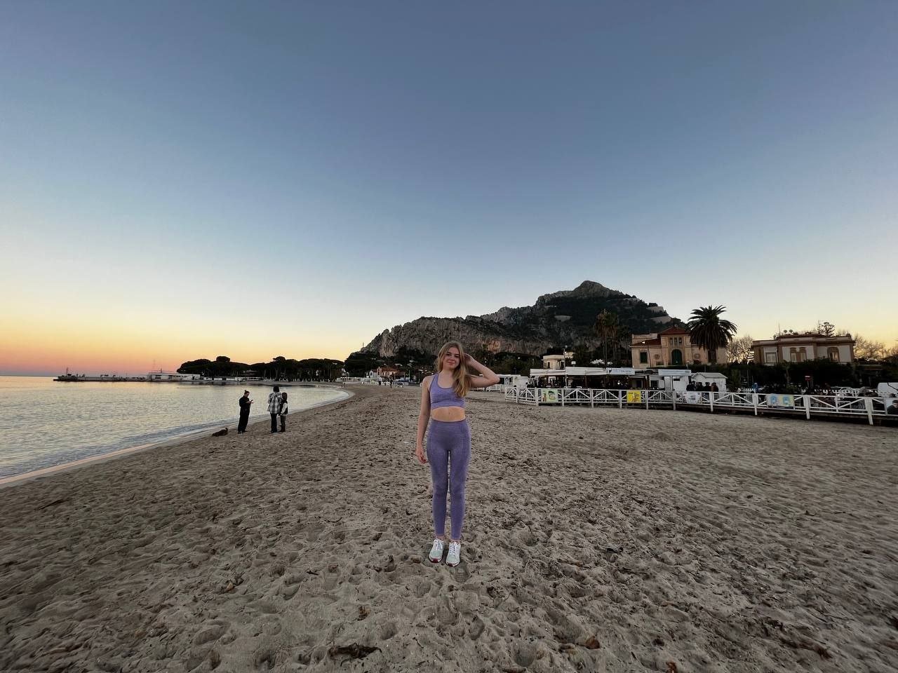 Make this world a kinder place: Anna and her volunteering
