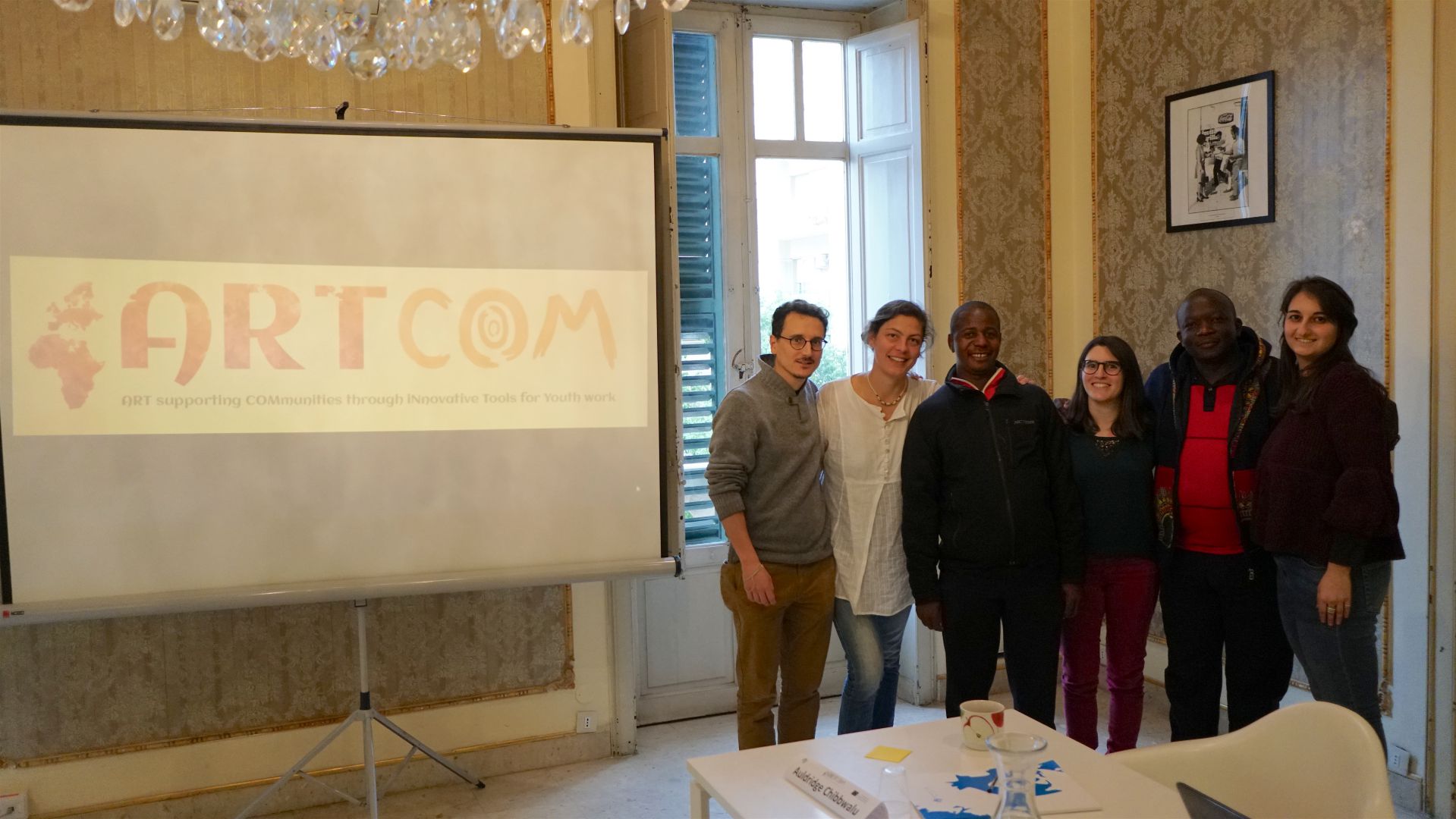ARTCOM: Includere i giovani marginalizzati attraverso l’arte terapia