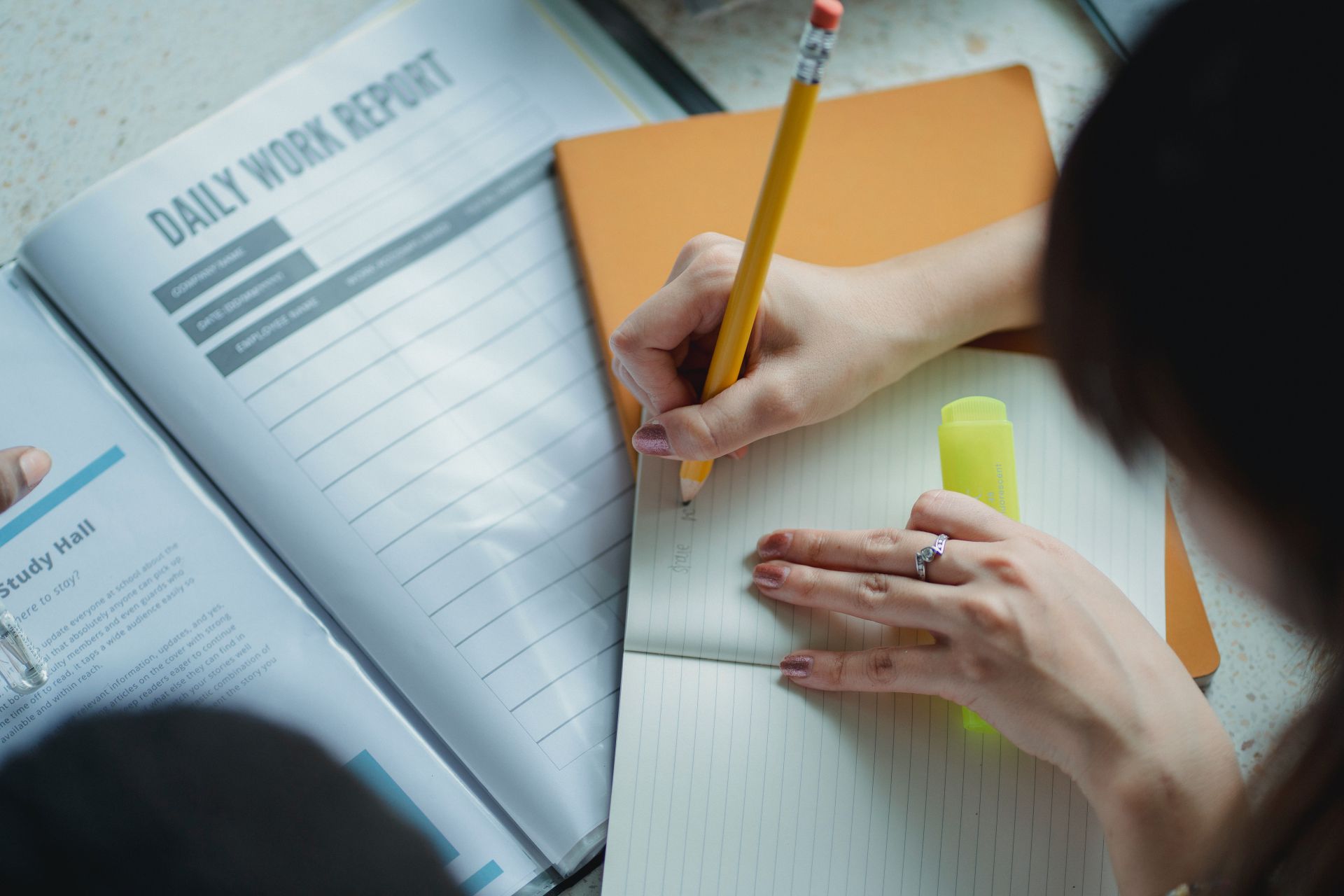 Base Camp Roma cerca professionista per servizio di educazione personalizzata