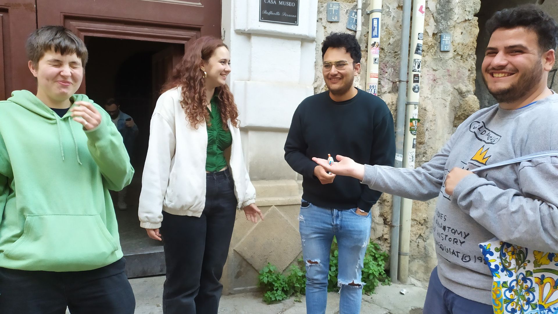 From Courtrooms to Cannoli. Mina volunteer in Palermo