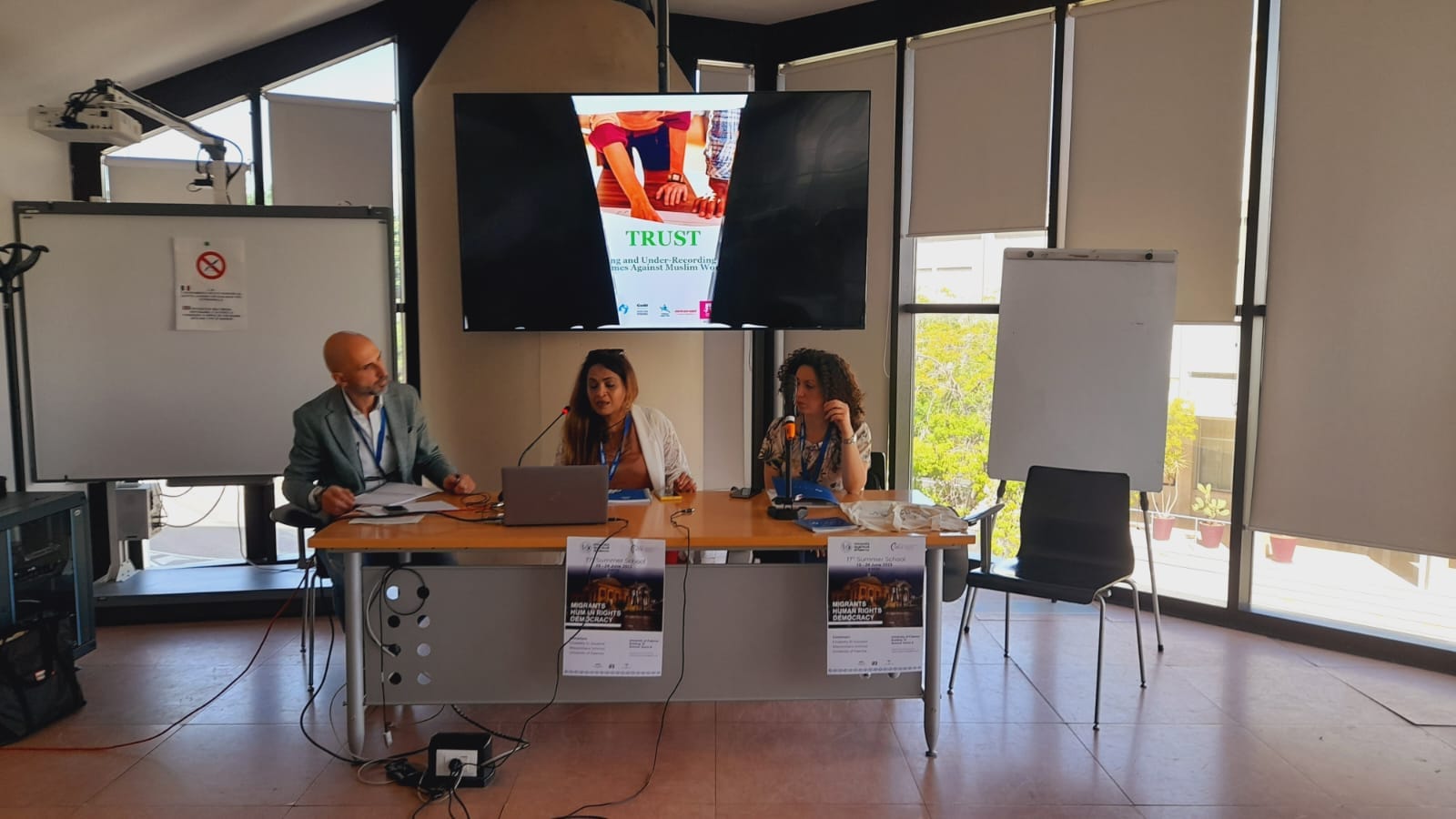 Migrants, Human Rights, Democracy – Presenting the TRUST Project at UNIPA Summer School